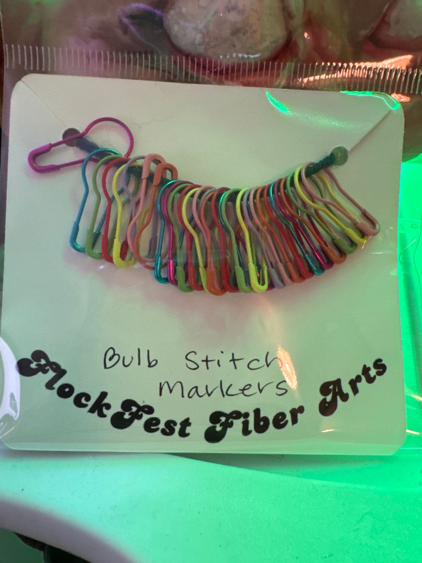 Bulb stitch marker set