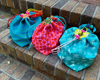 Ready 2 ship** Handmade quilted knitting or crochet project bag and yarn bowl