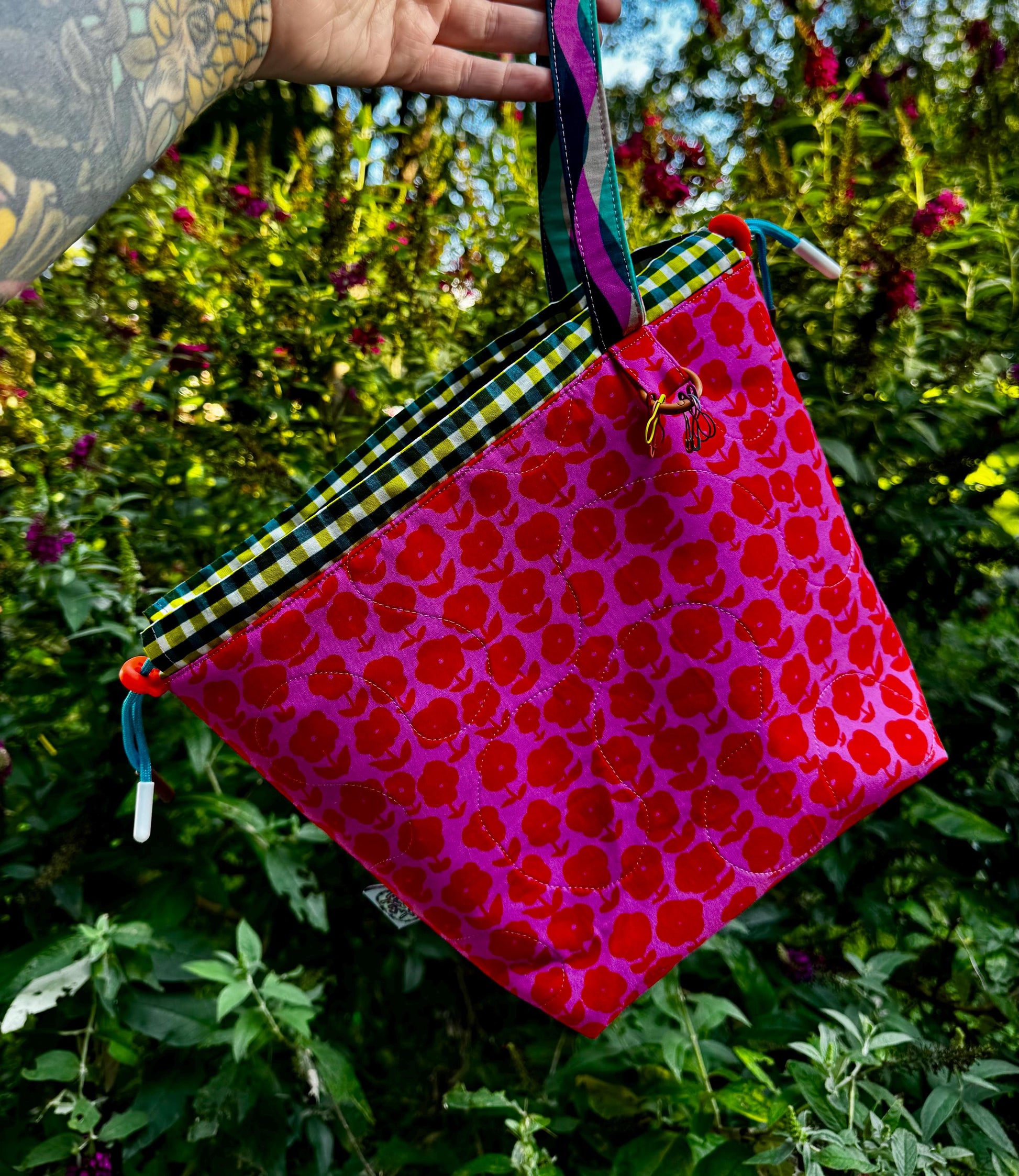 Ready 2 ship** Handmade quilted knitting or crochet project bag and yarn bowl