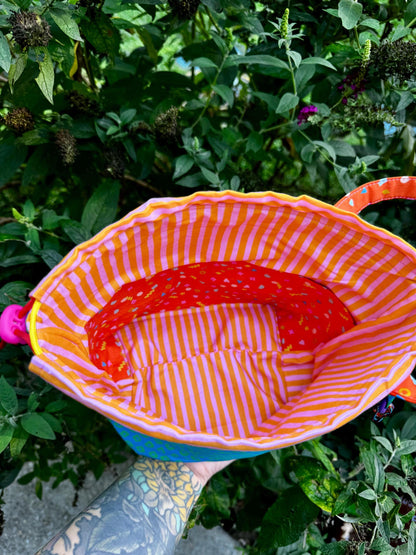 Ready 2 ship** Handmade quilted knitting or crochet project bag and yarn bowl