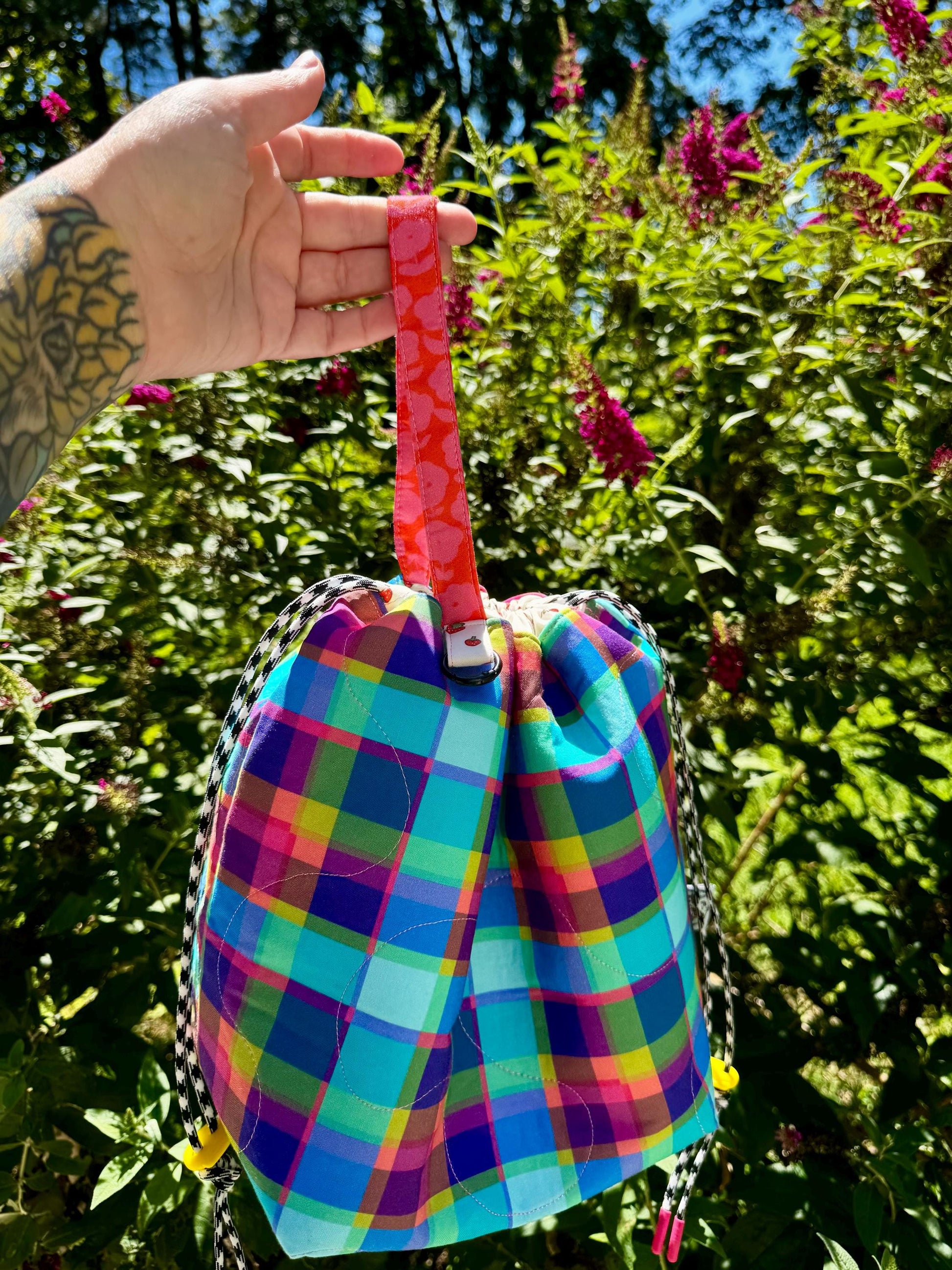 Ready 2 ship** Handmade quilted knitting or crochet project bag and yarn bowl